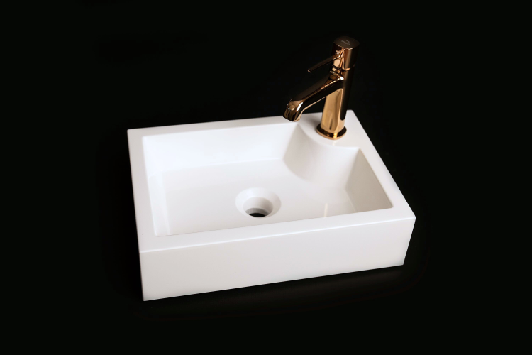 mała umywalka 40 cm głebokośc 28 cm biała otwór na baterię (1).png