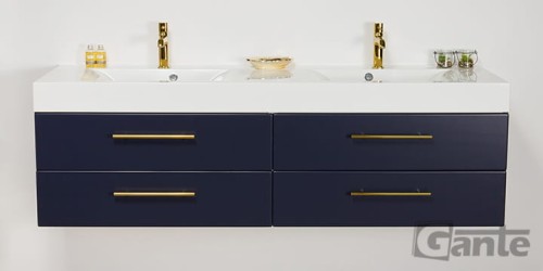 granatowa szafka do łazienki ze złotymi uchwytami i umywalka naszafkowa podwójna kolekcja Belli Gold od Gante (3).jpg