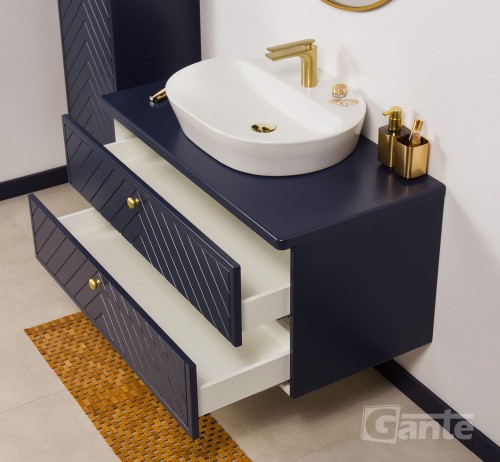 Granatowa szafka łazienkowa Kodi front w jodełkę szerokość 100 cm z blatem umywalka nablatowa (4).jpg