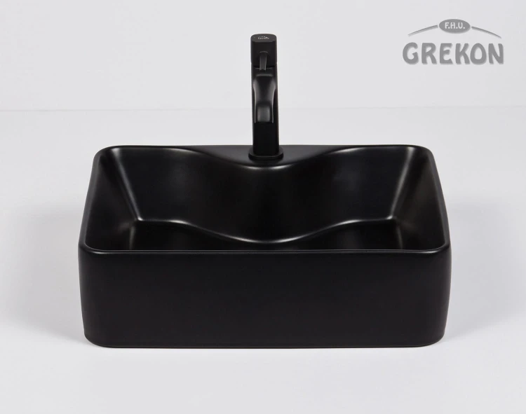 Umywalka-ceramiczna-BRENDO-470-czarny-mat.webp
