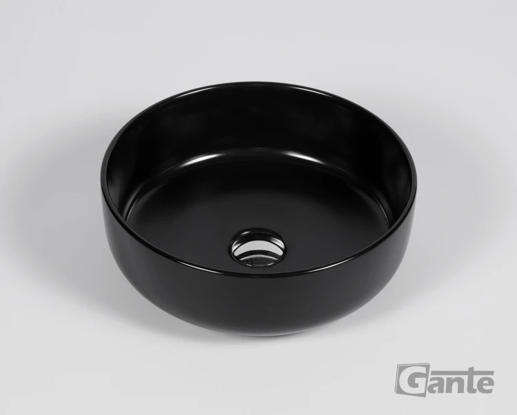 SIMPLE_czarna_01.jpg