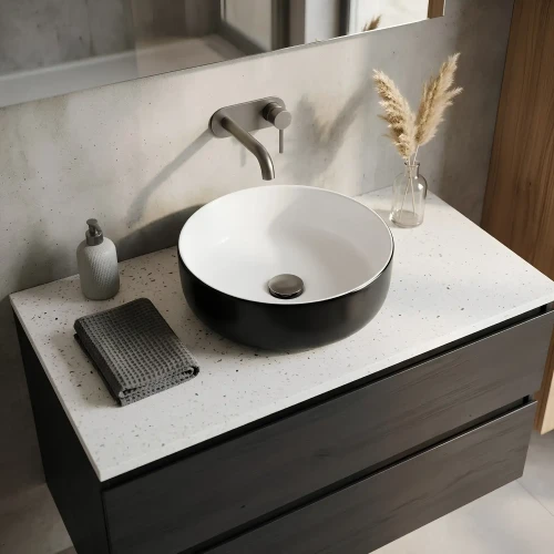 nablatowa-ceramiczna-umywalka-38-cm-bialo-czarna-simple.webp