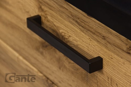 Uchwyt meblowy czarny mat w kolekcji mebli łazienkowych Fokus Loft